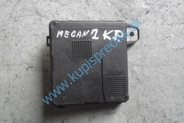 poistková skrinka na renault megane 2